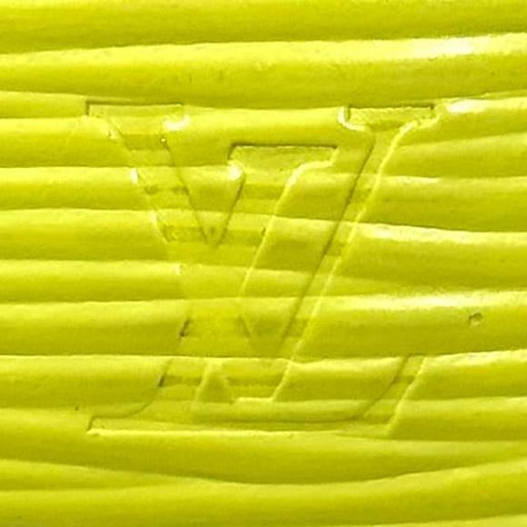 ▪️🎾 LOUIS VUITTON EPI CARDHOLDER 🎾◾️ - Picture 2 of 8